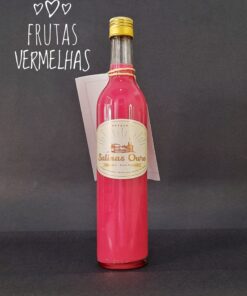 Licor-cremoso-frutas-vermelha