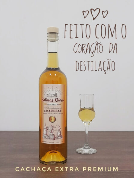 4 madeiras Cachaça Cachaça Premium